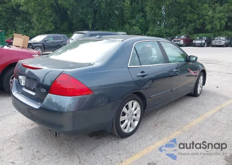 2006 Honda Accord 3.0 Ex from USA, damaged, VIN 1HGCM66586A053248